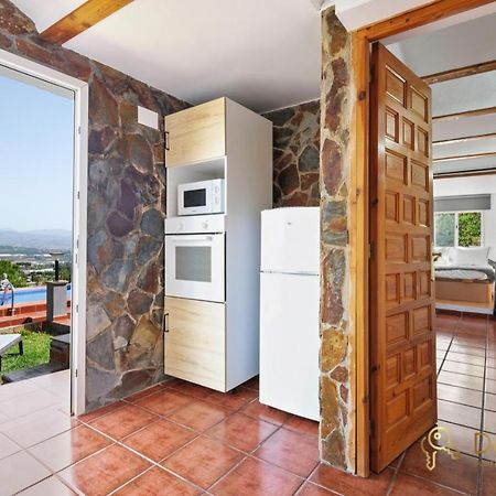Casa De 2 Dormitorios Con Piscina Privada Y Desayuno Incluido En Alhaurin Alhaurín de la Torre Exterior photo